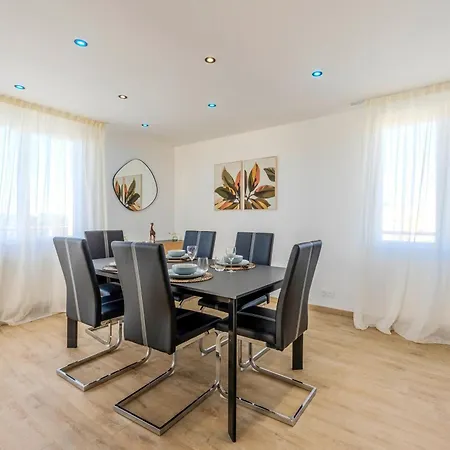 Uhel Lambe - Pour 4 Apartment Brest